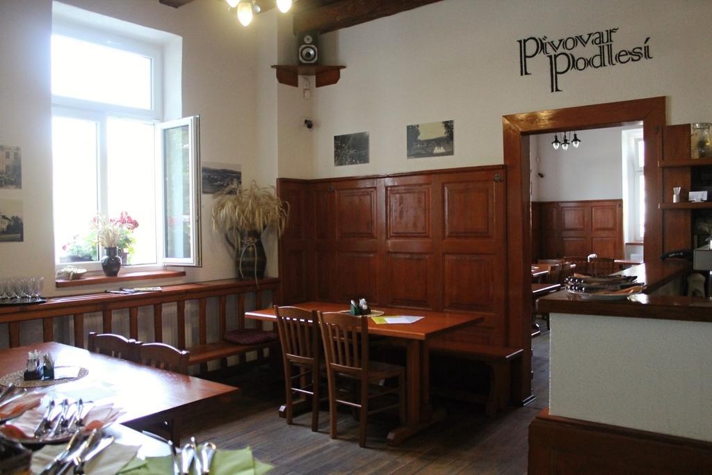 Penzion Pivovar Podlesi Pribram Luaran gambar