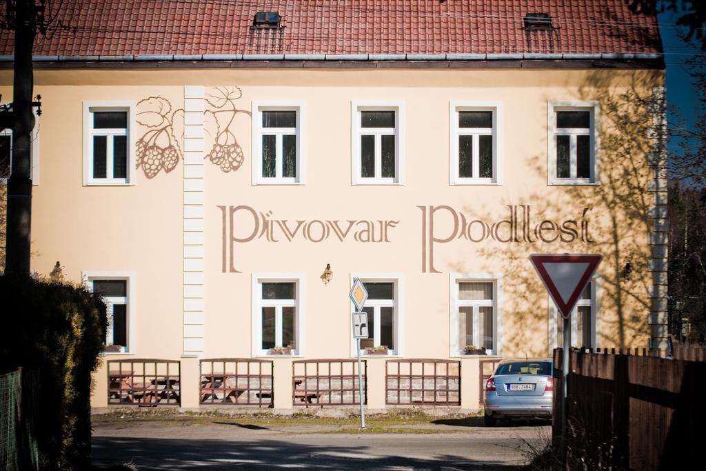 Penzion Pivovar Podlesi Pribram Luaran gambar